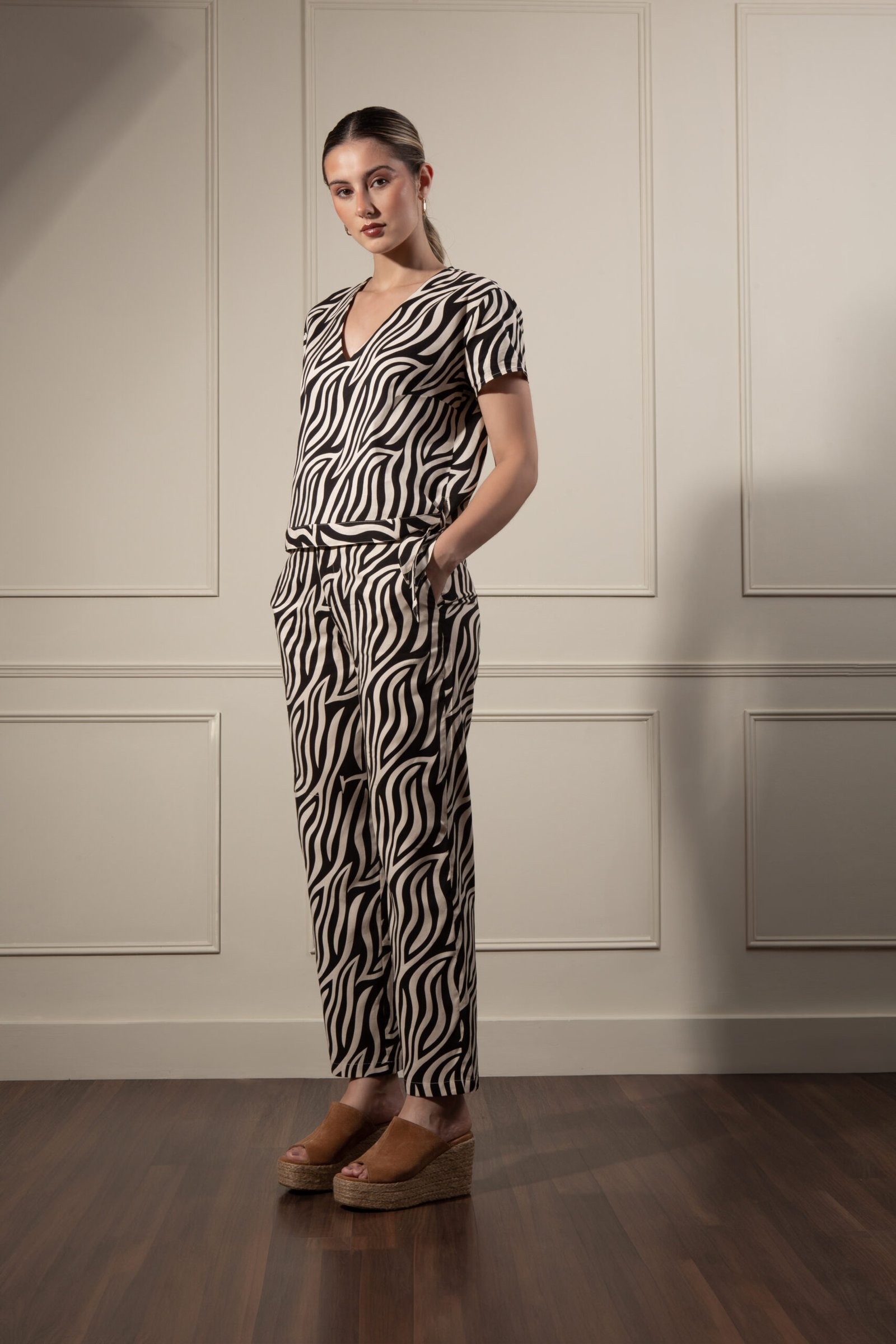 Sesión de estudio-4463 (1) CONJUNTO AMBAR - Imagen 1